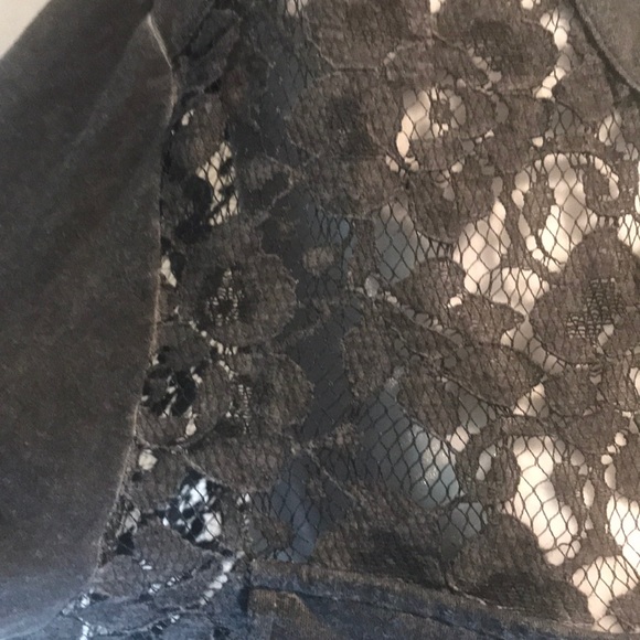 “MONARI” Grey Lace Ladies Top/Blouse. - Picture 6 of 16